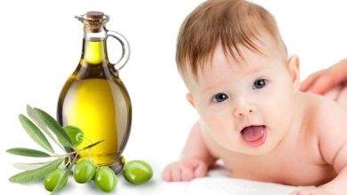 علاج انسداد الأنف عند الرضع بزيت الزيتون طريقة طبيعية وفعالة لتحسين تنفس طفلك! 2 علاج انسداد الأنف عند الرضع بزيت الزيتون